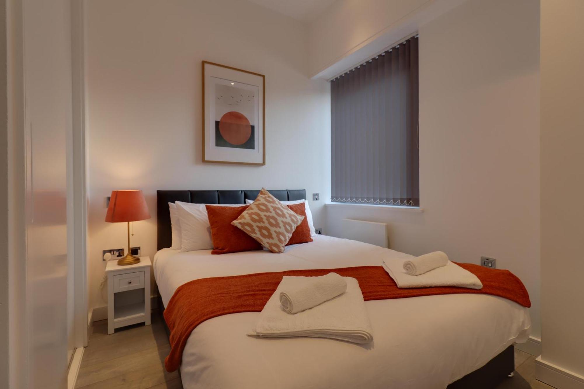 La Casa Suites Slough Esterno foto